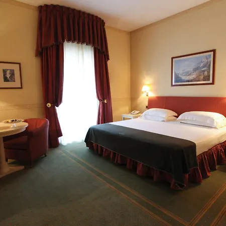 Hotel Grand Royal E Golf 5*