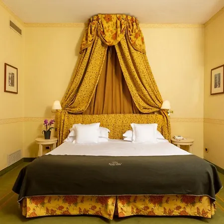 Grand Royal E Golf Hotel