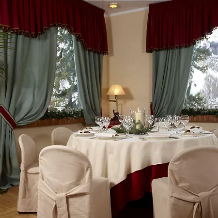 Grand Royal E Golf فندق 5*