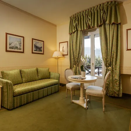 Szálloda Grand Royal E Golf Courmayeur