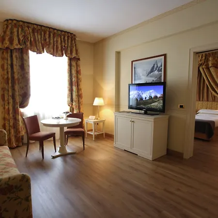 Grand Royal E Golf 5*