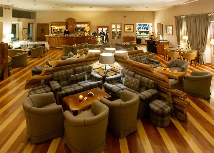 Grand Royal E Golf Hotell 5*