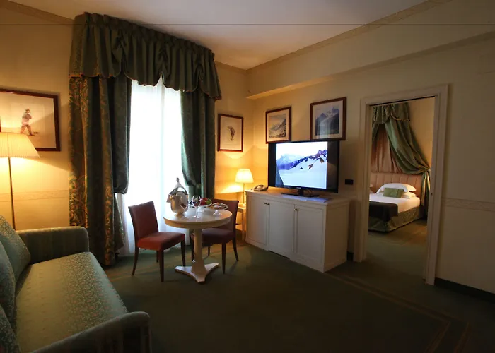 Hotell Grand Royal E Golf Courmayeur