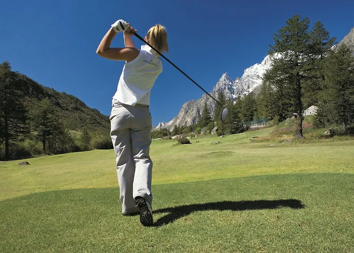 Hotell Grand Royal E Golf