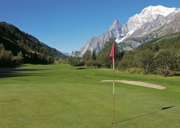 Grand Royal E Golf Hotell